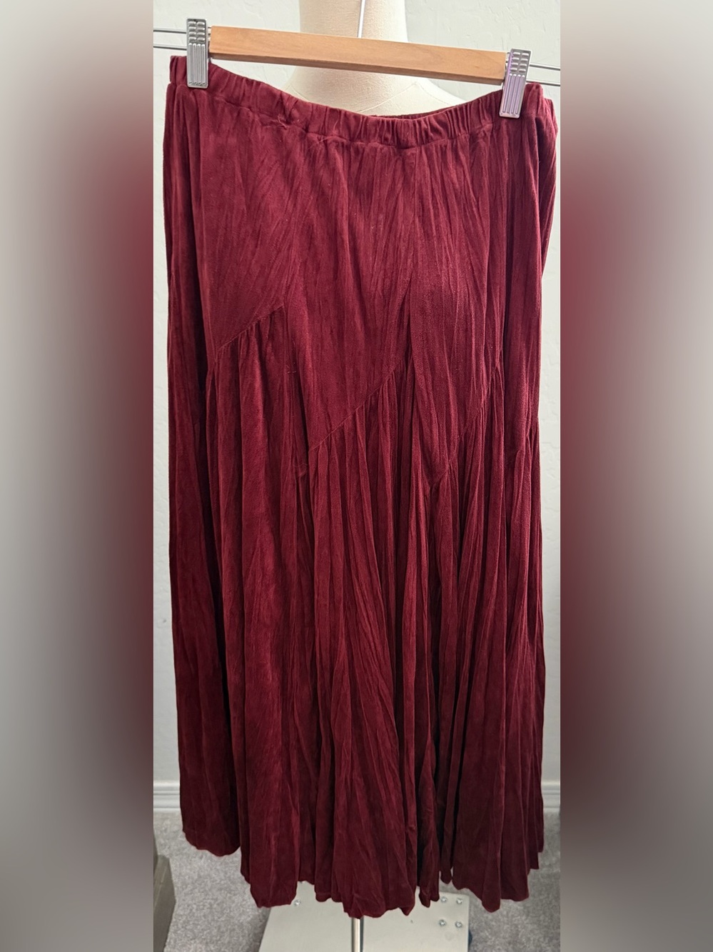 Coldwater Creek Burgundy Pleated Maxi Skirt